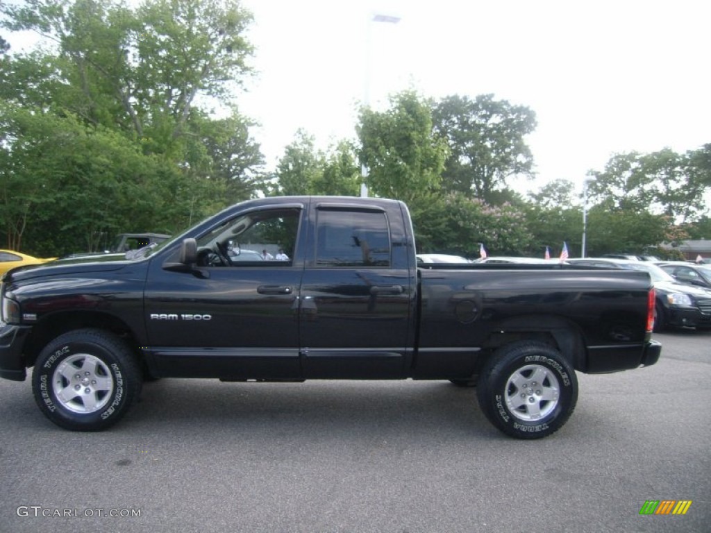 2004 Ram 1500 Laramie Quad Cab 4x4 - Black / Dark Slate Gray photo #3