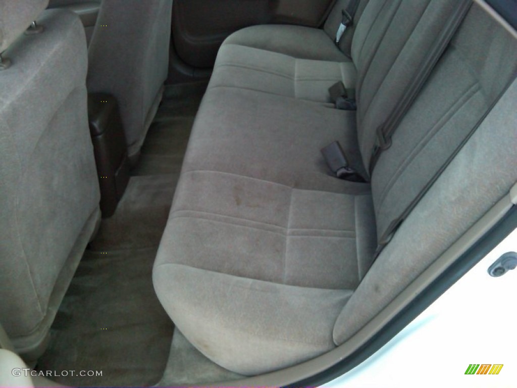 1998 Camry LE V6 - Super White / Oak photo #12