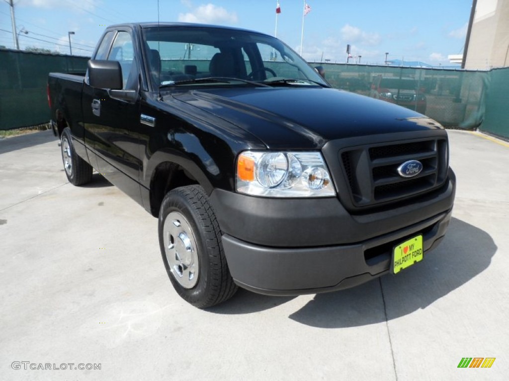 2008 F150 XL Regular Cab - Black / Medium Flint Grey photo #1