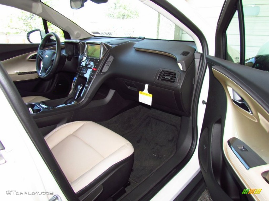 2011 Chevrolet Volt Hatchback Light Neutral/Dark Accents Dashboard Photo #50673485