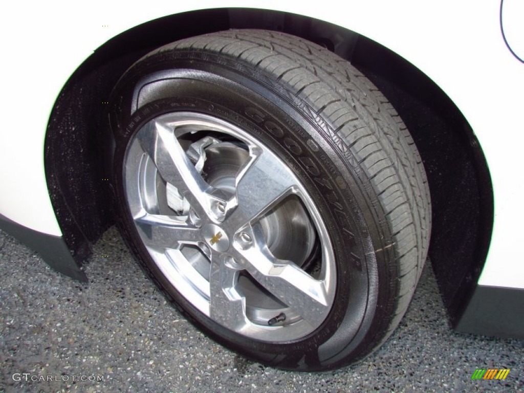2011 Chevrolet Volt Hatchback Wheel Photo #50673836
