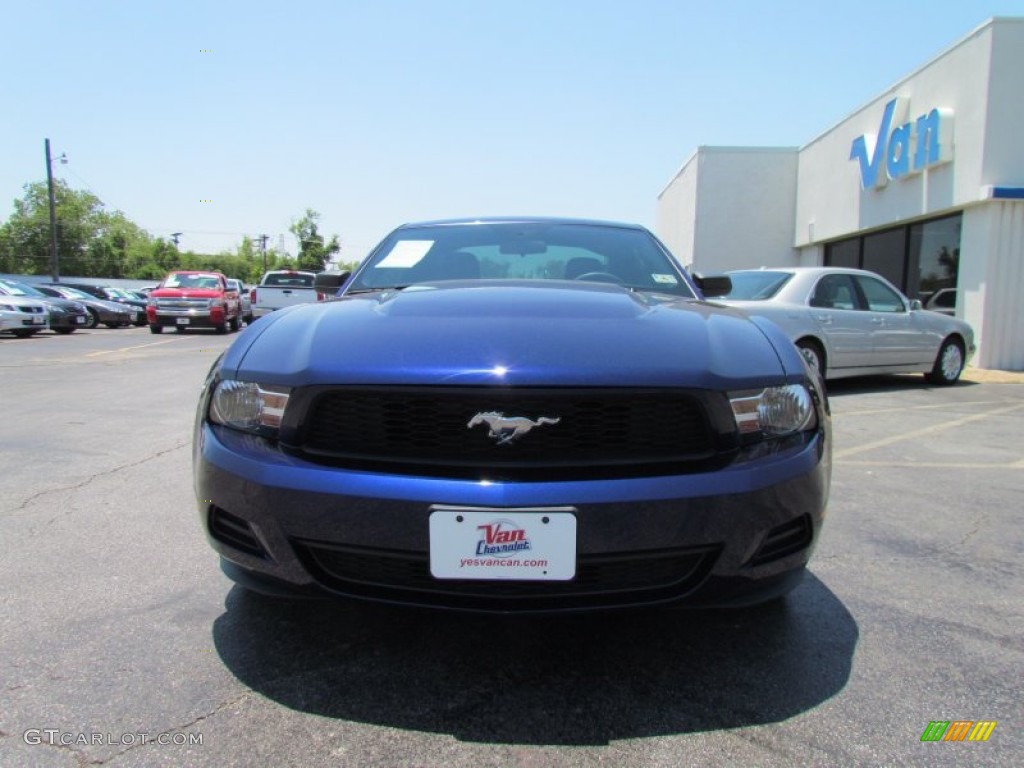 2010 Mustang V6 Coupe - Kona Blue Metallic / Charcoal Black photo #2