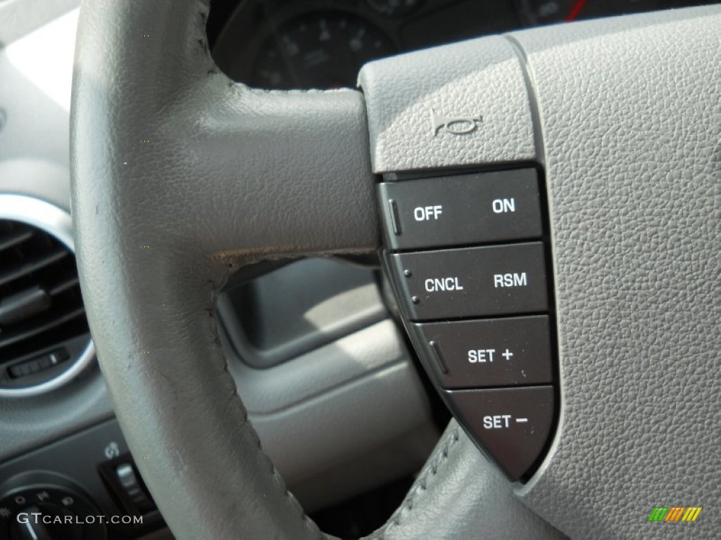 2005 Ford Freestyle SEL AWD Controls Photo #50674079