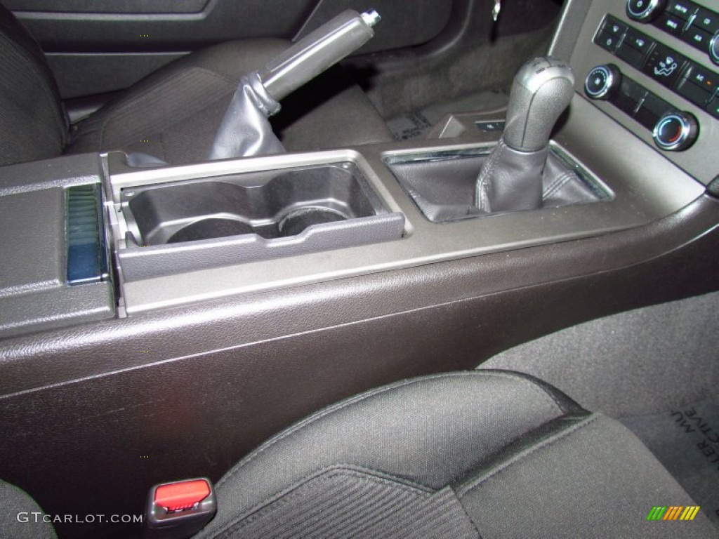 2010 Mustang V6 Coupe - Kona Blue Metallic / Charcoal Black photo #17