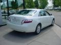 Super White - Camry Hybrid Photo No. 2