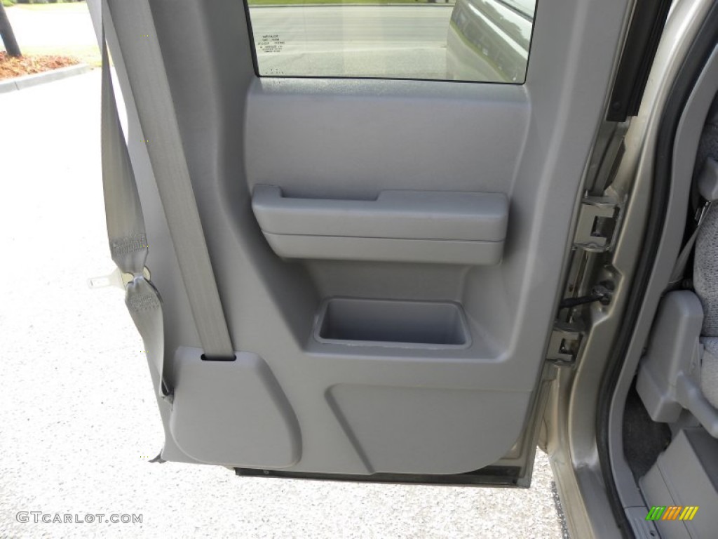 1998 Chevrolet C/K K1500 Extended Cab 4x4 Gray Door Panel Photo #50676503