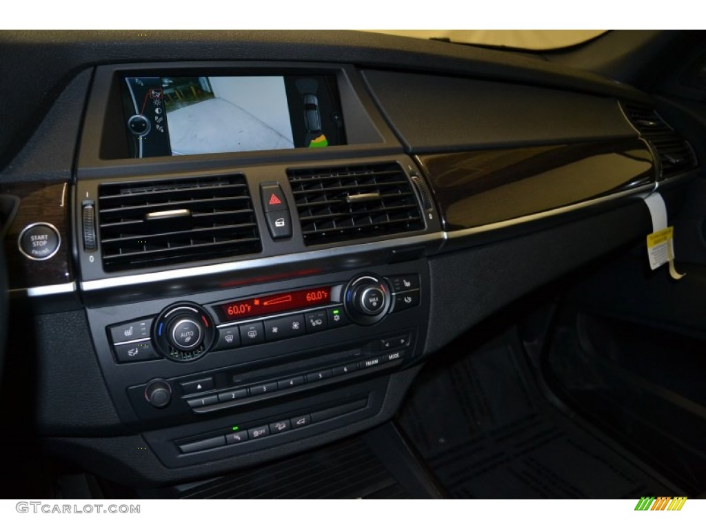 2012 BMW X5 xDrive50i Controls Photo #50677139