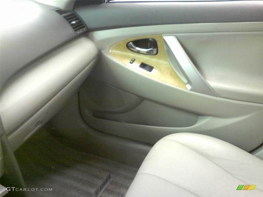 2007 Camry XLE - Black / Ash photo #11
