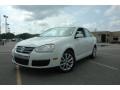 Candy White - Jetta SE Sedan Photo No. 3