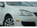 Candy White - Jetta SE Sedan Photo No. 7