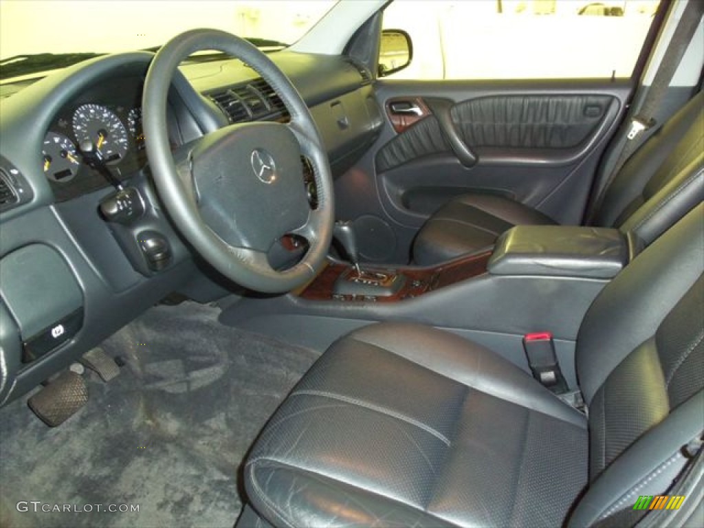 2003 ML 320 4Matic - Black / Charcoal photo #13