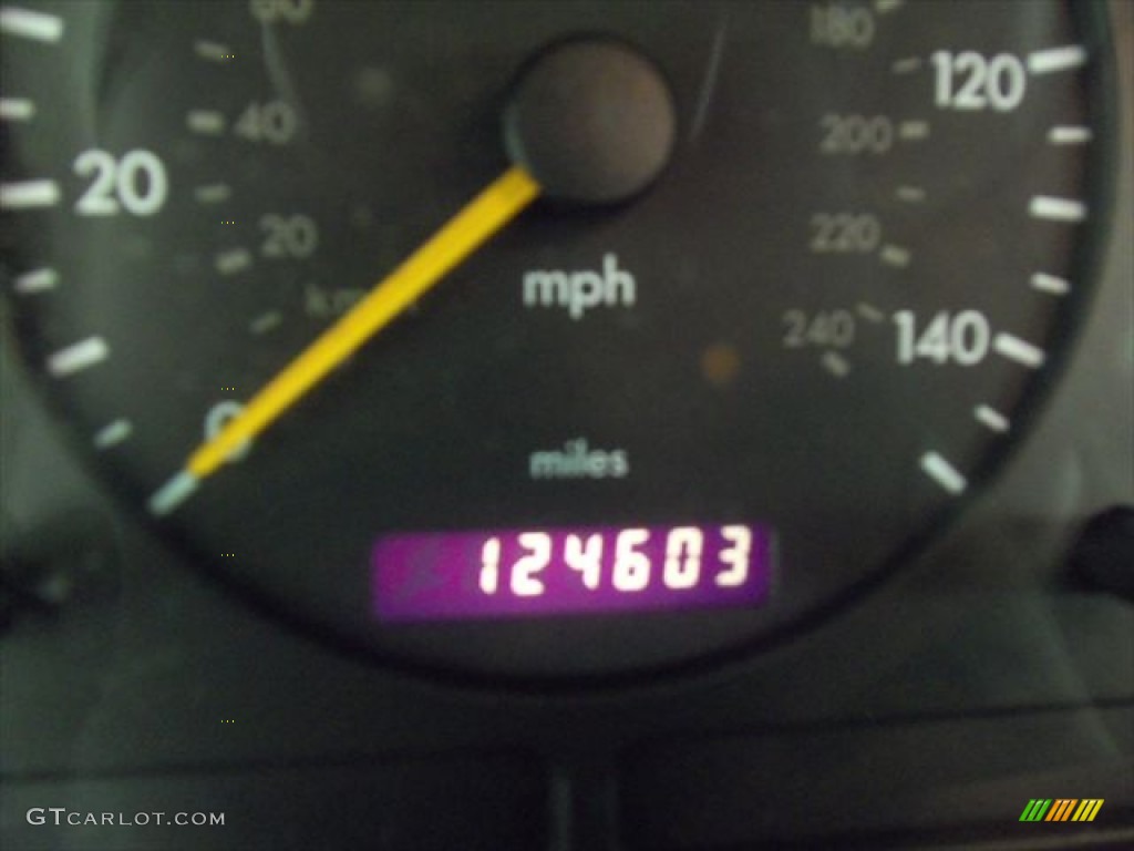 2003 ML 320 4Matic - Black / Charcoal photo #15