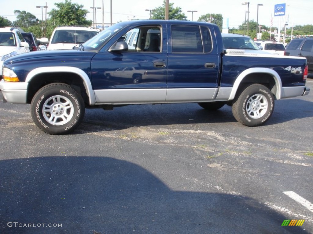 2003 Dakota SLT Quad Cab 4x4 - Patriot Blue Pearl / Dark Slate Gray photo #9