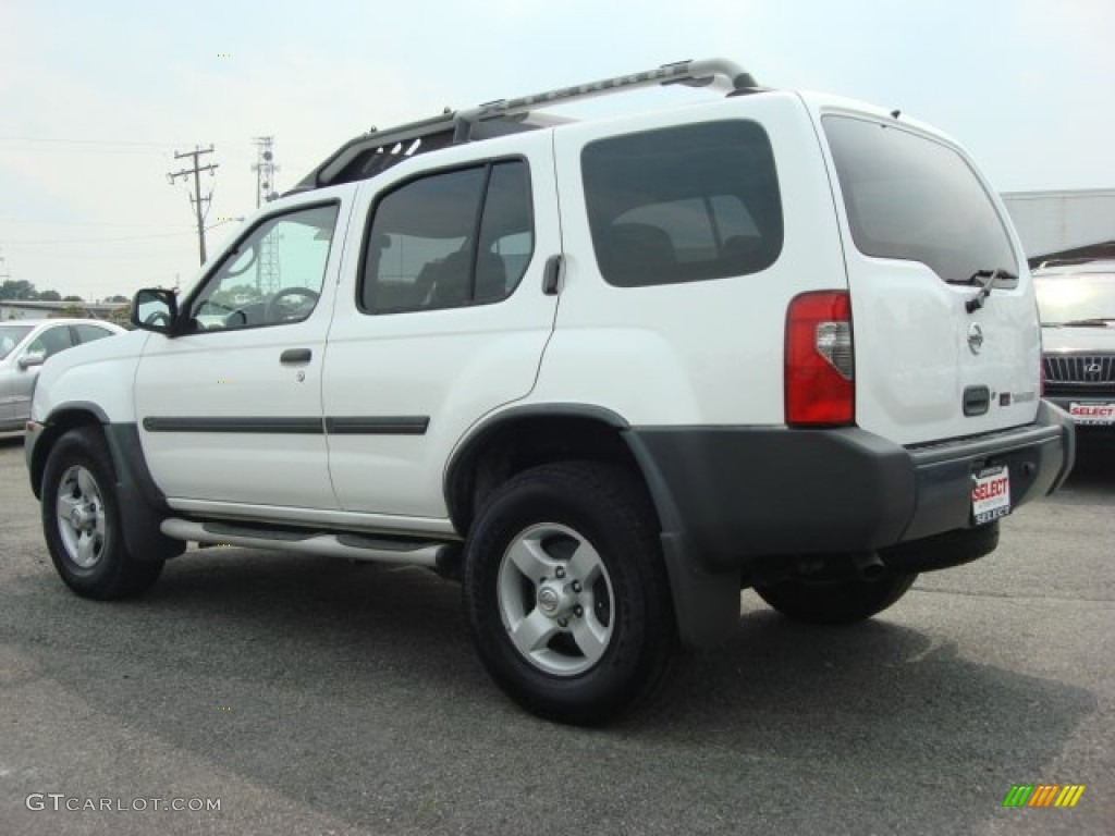 2004 Xterra  - Avalanche White / Gray photo #3
