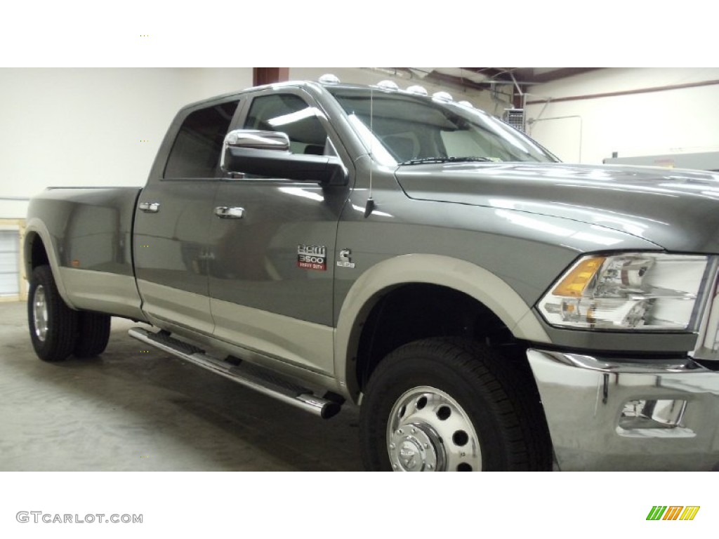 2011 Ram 3500 HD Laramie Crew Cab 4x4 Dually - Mineral Gray Metallic / Light Pebble Beige/Bark Brown photo #9