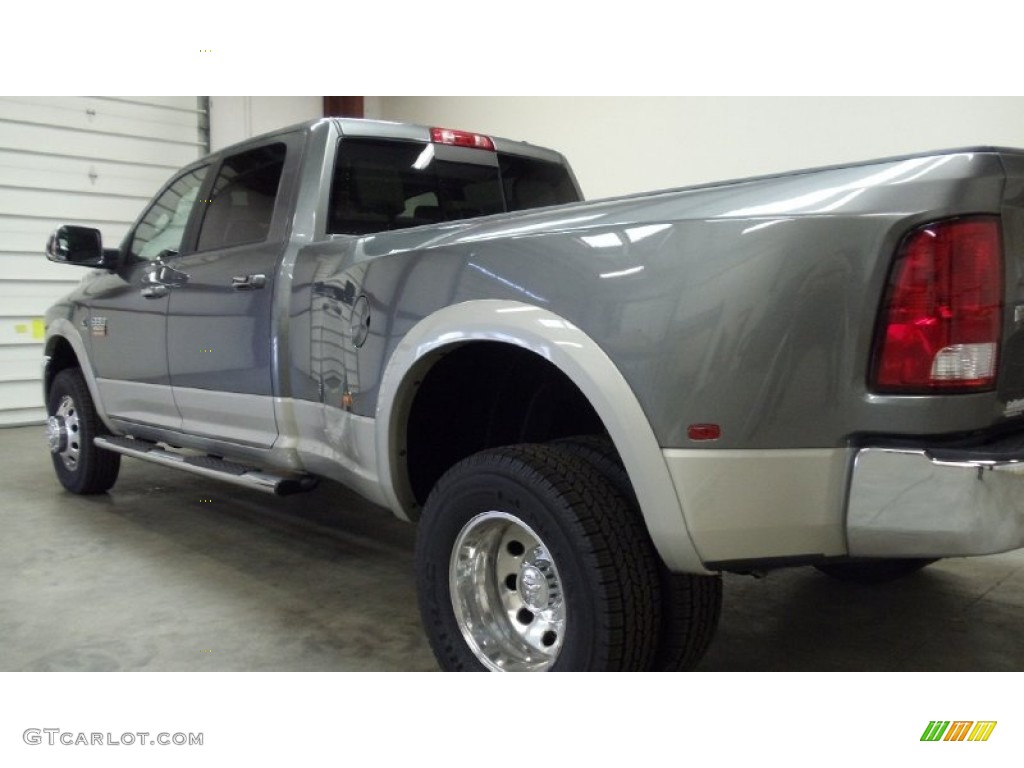 2011 Ram 3500 HD Laramie Crew Cab 4x4 Dually - Mineral Gray Metallic / Light Pebble Beige/Bark Brown photo #11