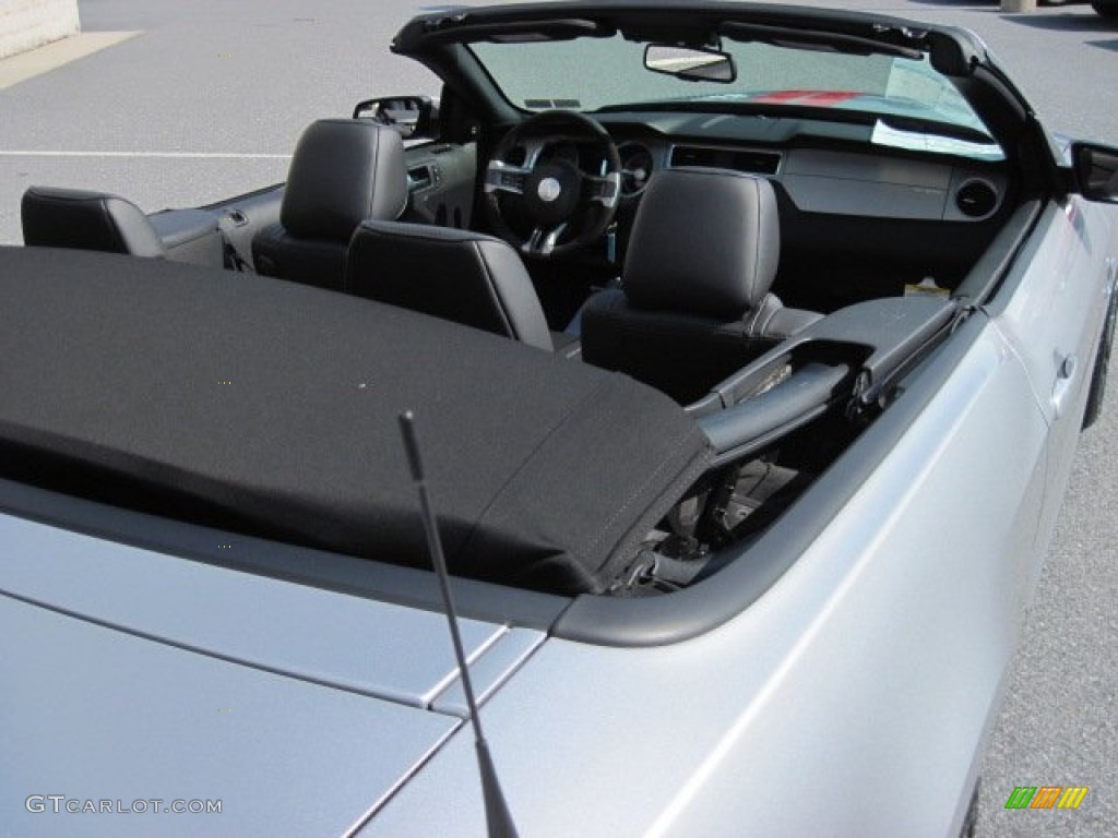 Charcoal Black/Red Interior 2012 Ford Mustang Shelby GT500 SVT Performance Package Convertible Photo #50683514