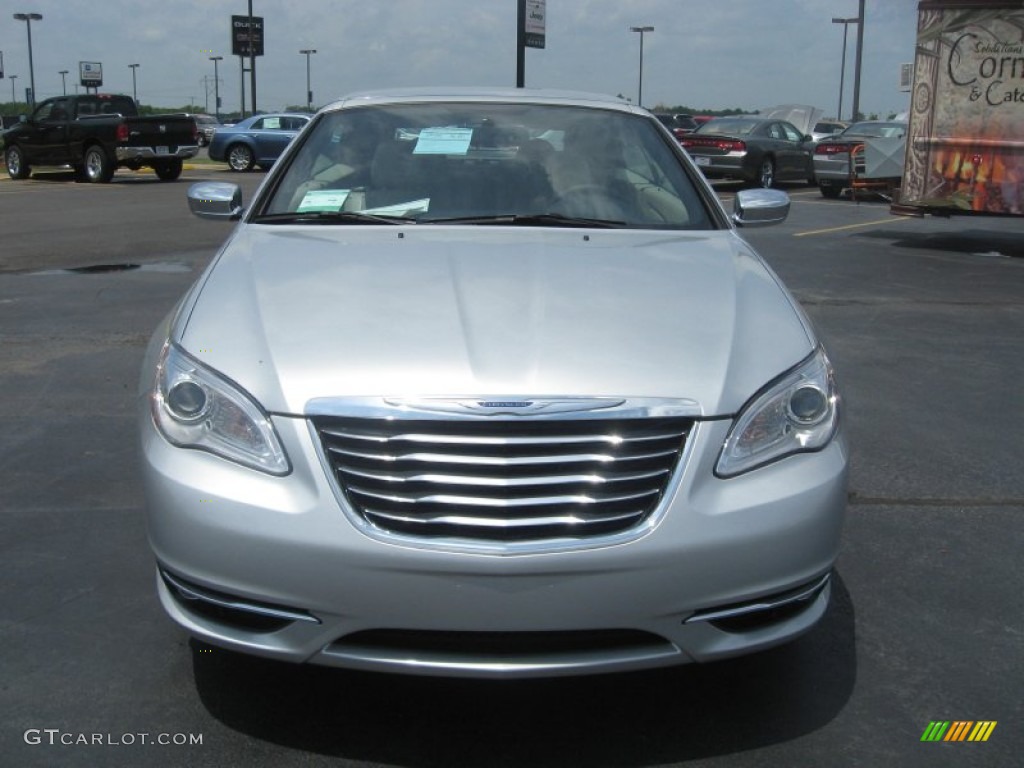 Bright Silver Metallic 2011 Chrysler 200 Limited Convertible Exterior Photo #50686481