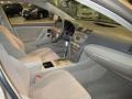 Desert Sand Metallic - Camry LE Photo No. 21