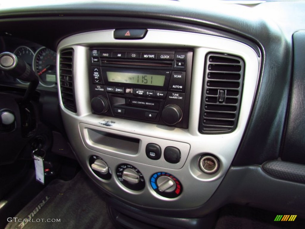 2003 Mazda Tribute ES-V6 Controls Photo #50687912