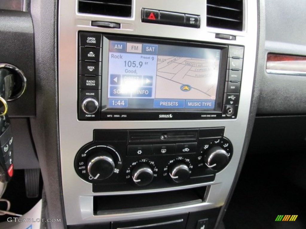 2008 Chrysler 300 C HEMI AWD Navigation Photos