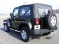 Black - Wrangler X 4x4 Photo No. 3