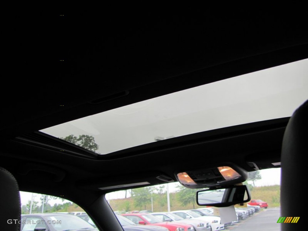 2011 Dodge Charger R/T Plus Sunroof Photo #50693755