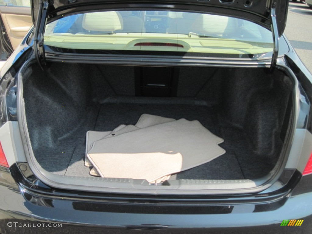 2005 Accord LX Sedan - Nighthawk Black Pearl / Ivory photo #8