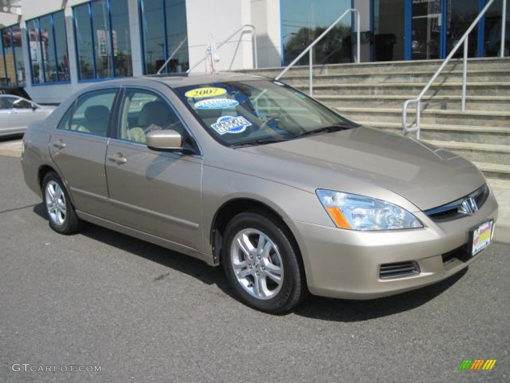2007 Honda accord desert mist metallic #4