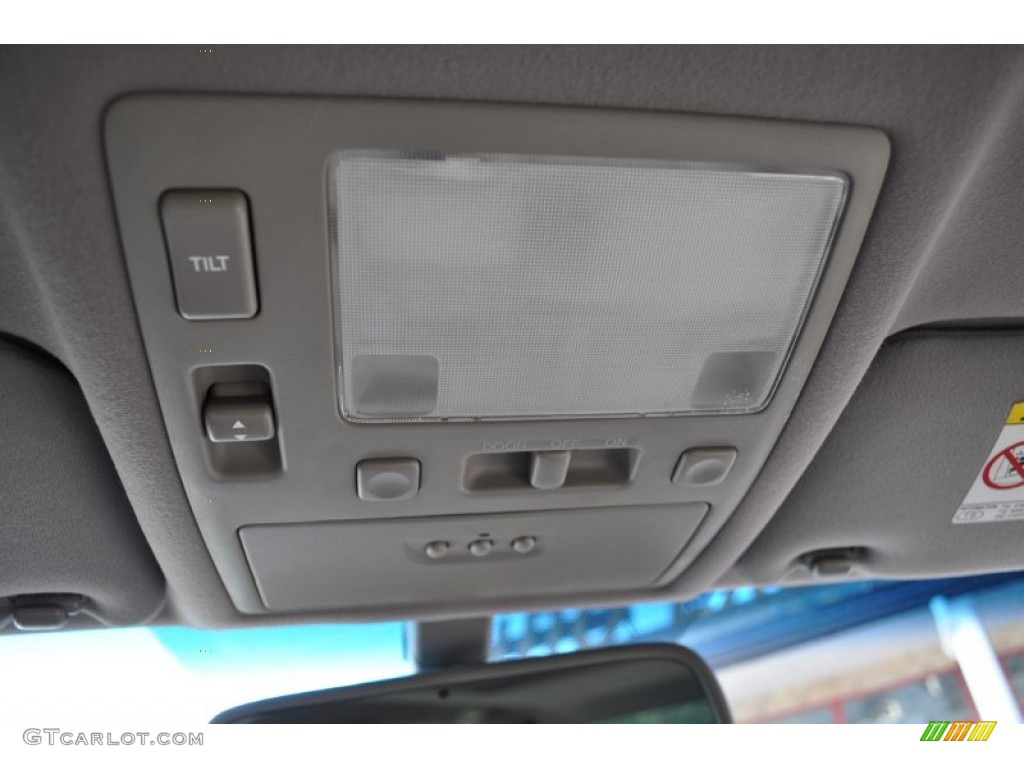 1999 Lexus GS 300 Controls Photo #50696698