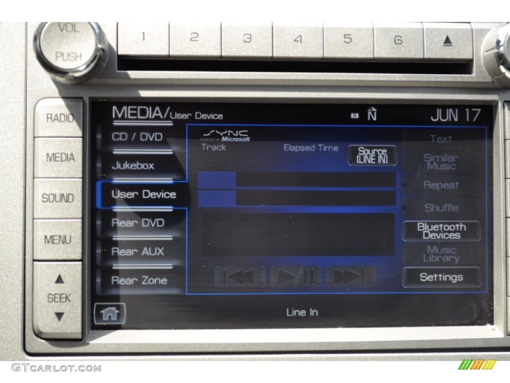 2009 Lincoln Navigator L 4x4 Controls Photo #50699755