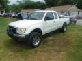 Front 3/4 View of 1998 Tacoma SR5 Extended Cab 4x4