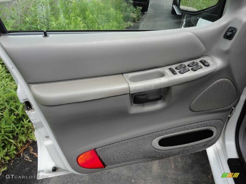 1999 Explorer XLT 4x4 - Oxford White / Medium Graphite Grey photo #8