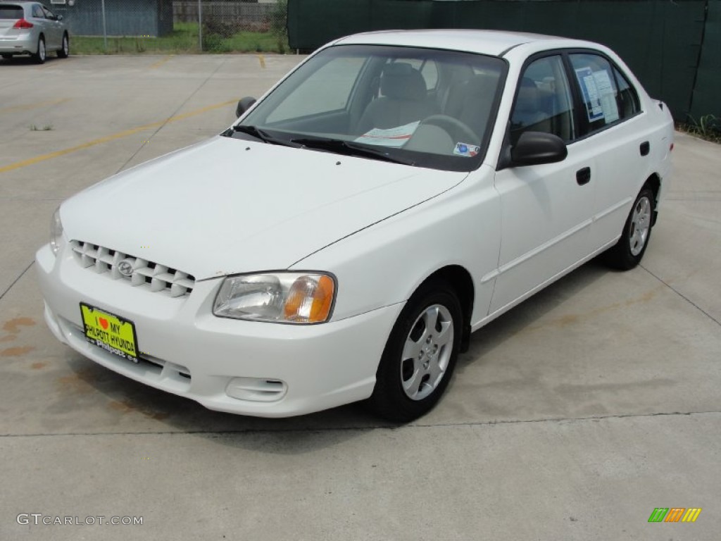 2002 Accent GL Sedan - Noble White / Beige photo #7