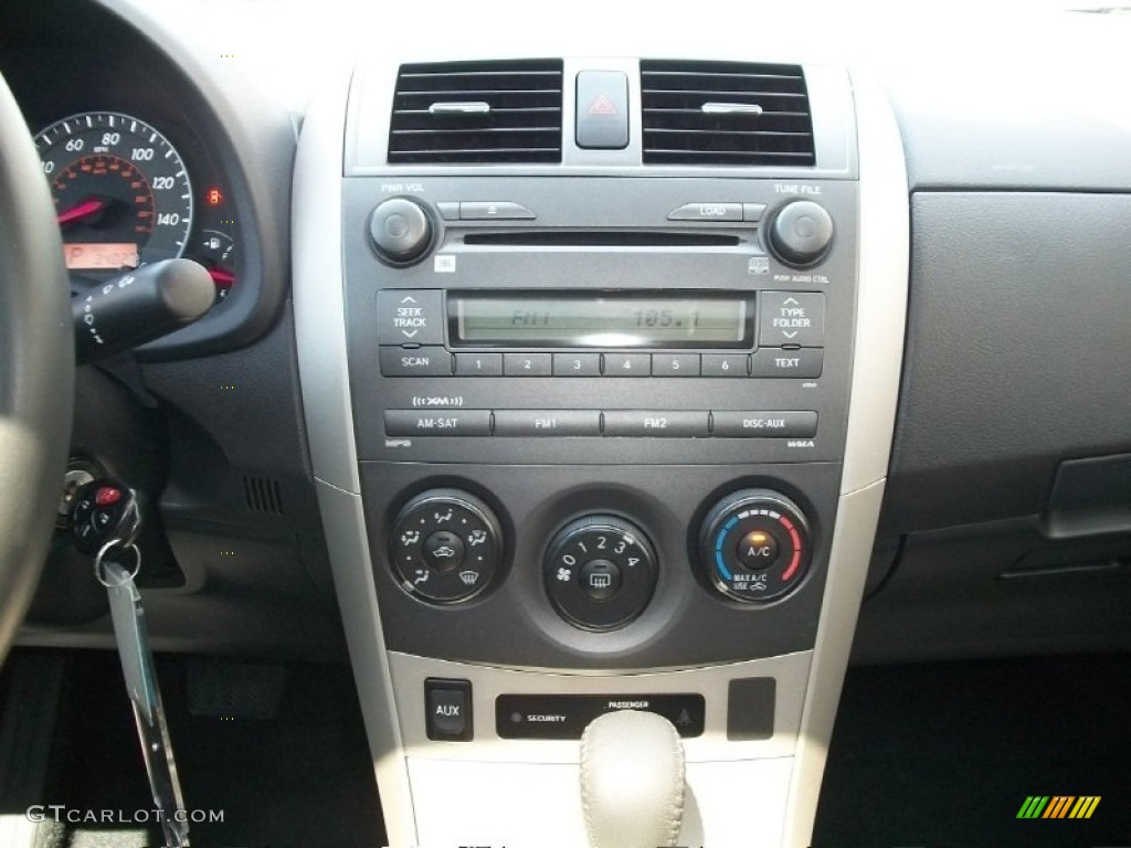2009 Toyota Corolla XRS Controls Photo #50706639