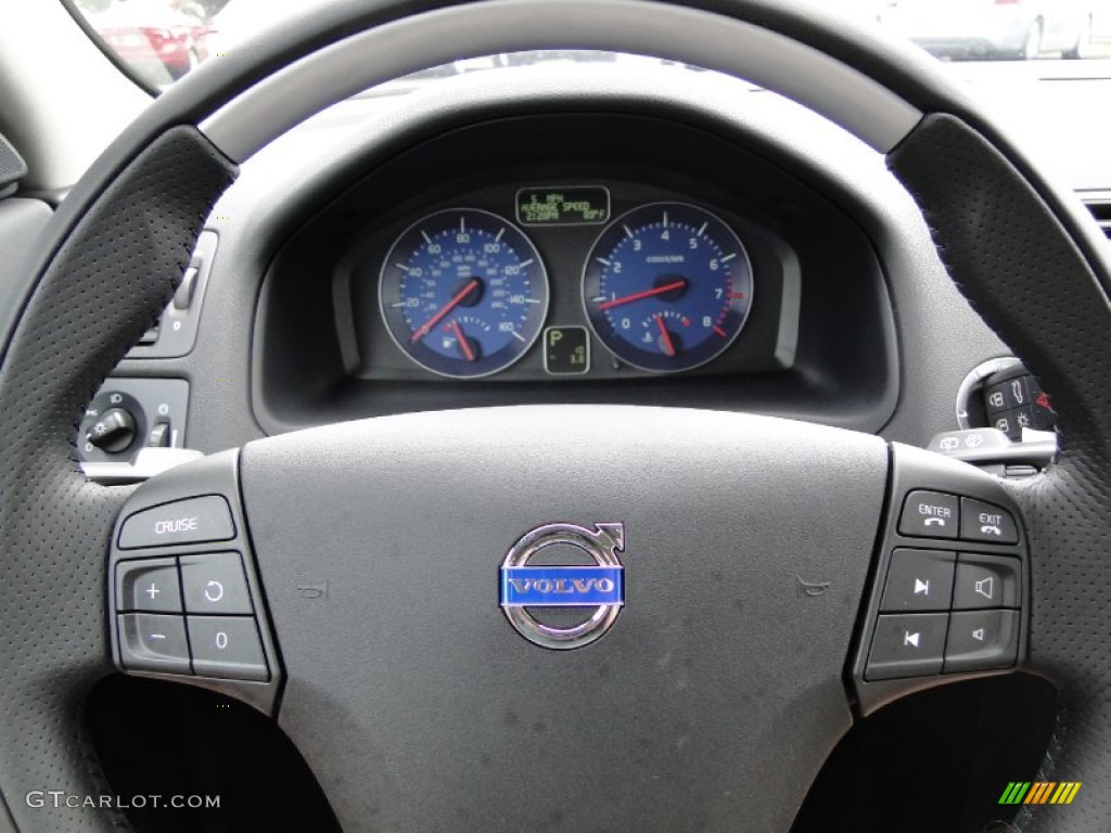 2011 Volvo C30 T5 Controls Photo #50707561