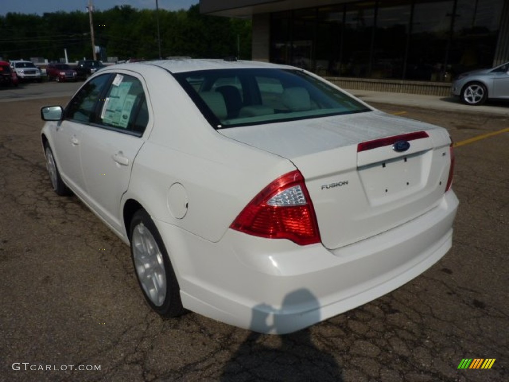 2011 Fusion SE - White Suede / Medium Light Stone photo #2