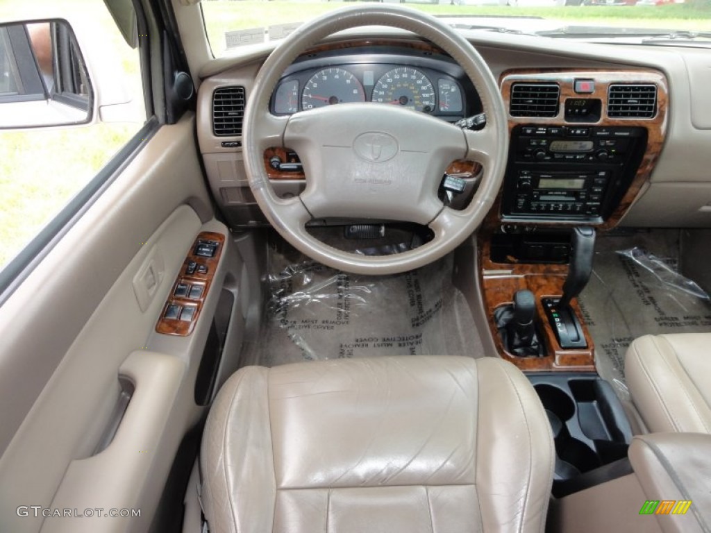 1999 Toyota 4Runner Limited 4x4 Oak Dashboard Photo #50710282