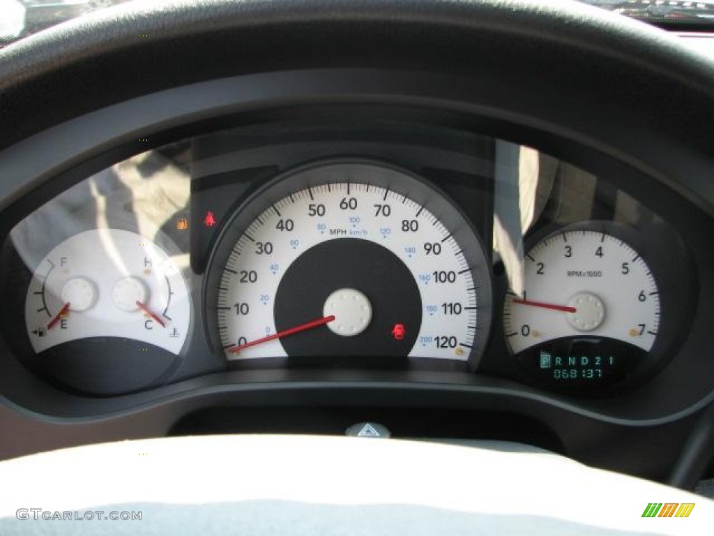 2006 Mitsubishi Raider LS Double Cab Gauges Photo #50710471
