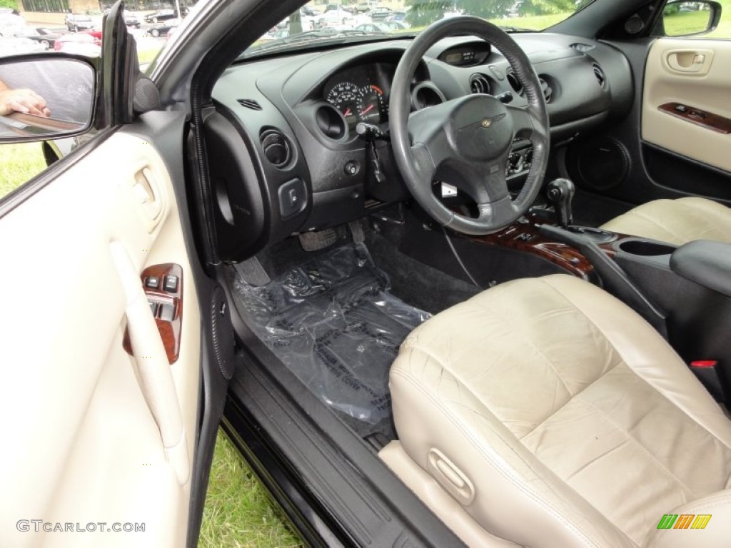 Black/Beige Interior 2001 Chrysler Sebring LXi Coupe Photo #50711470