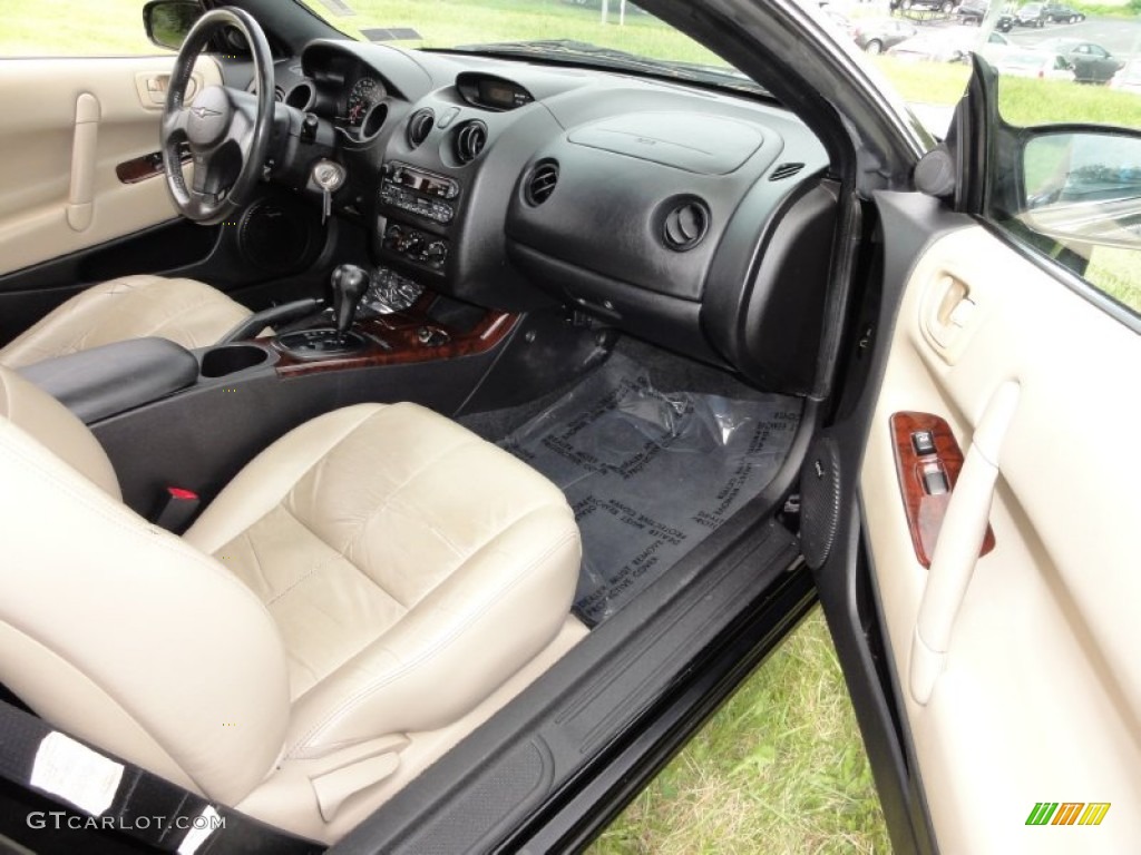 2001 Chrysler Sebring LXi Coupe Black/Beige Dashboard Photo #50711527