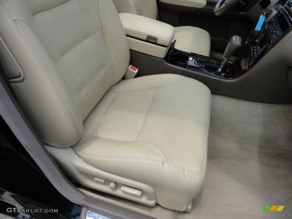 Beige Interior 1997 Infiniti Q 45 t Photo #50712454