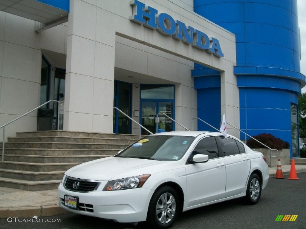 Taffeta White Honda Accord