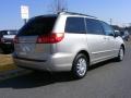 2007 Silver Shadow Pearl Toyota Sienna LE  photo #3