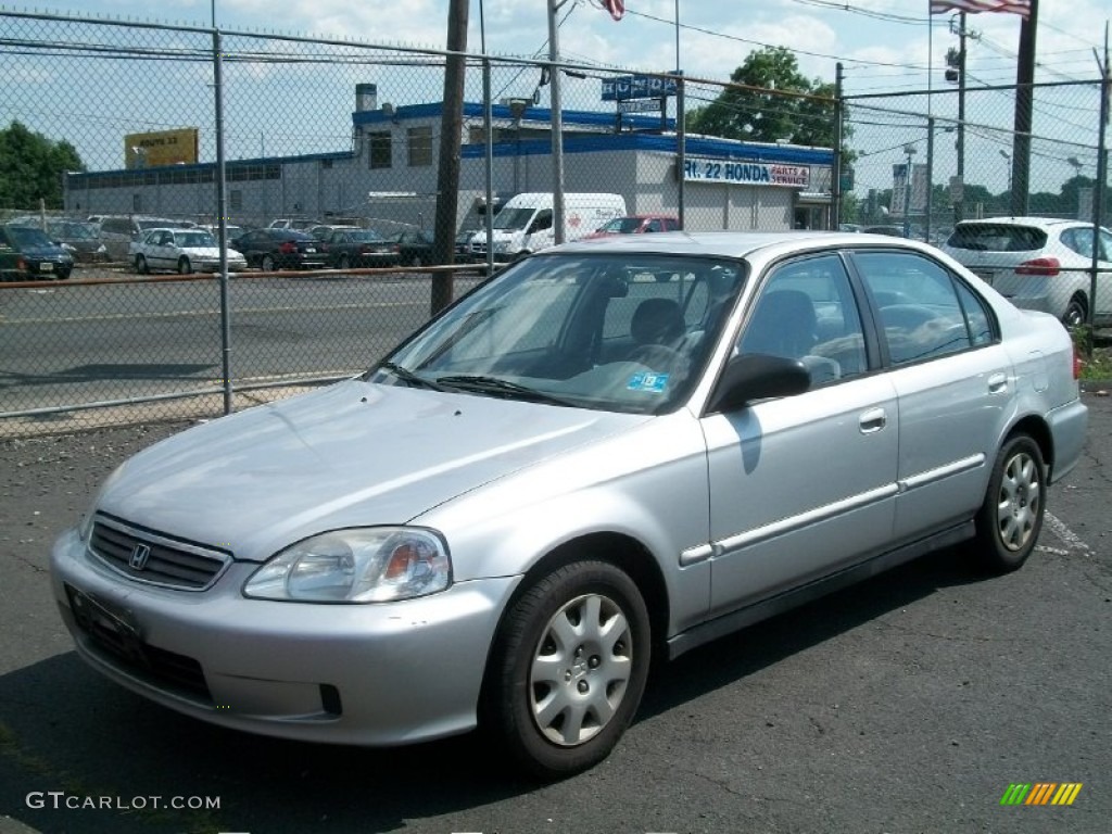 1999 Civic VP Sedan - Vogue Silver Metallic / Gray photo #1