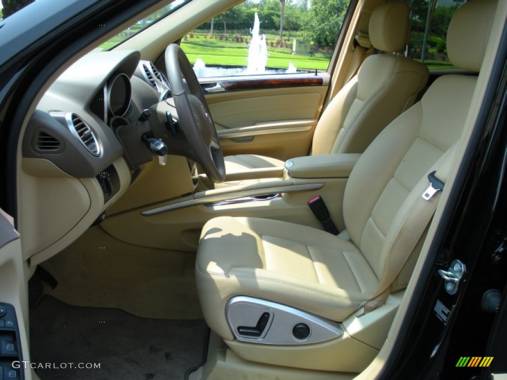 Cashmere Interior 2009 Mercedes-Benz ML 550 4Matic Photo #50715988