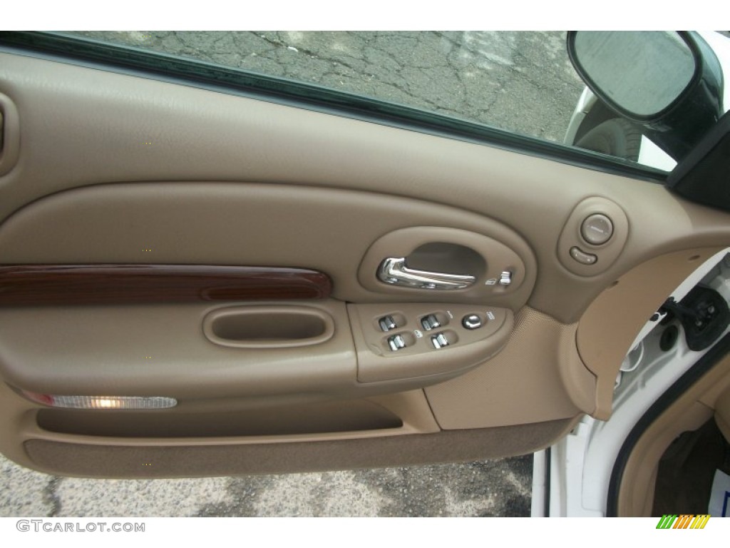 2000 Chrysler LHS Standard LHS Model Light Pearl Beige Door Panel Photo #50718541