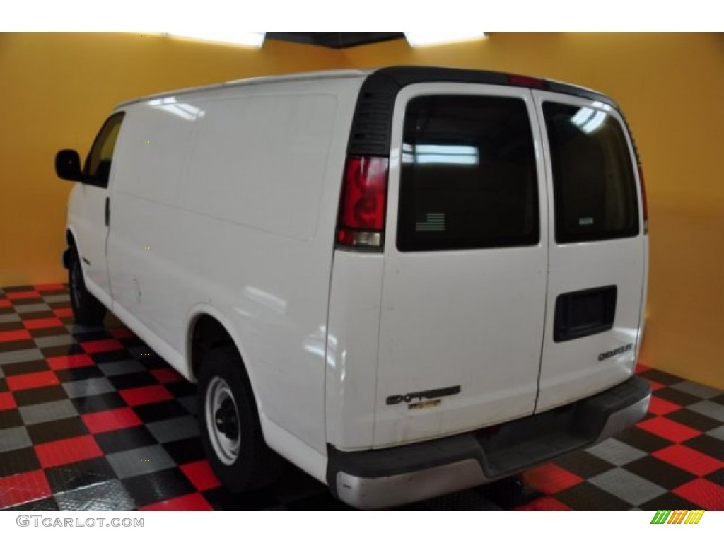 2001 Express 2500 Cargo Van - White / Medium Gray photo #3