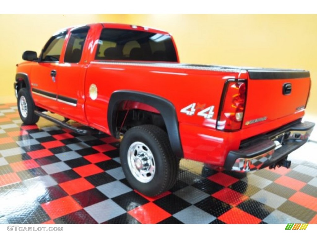 2004 Silverado 2500HD LT Extended Cab 4x4 - Victory Red / Dark Charcoal photo #3