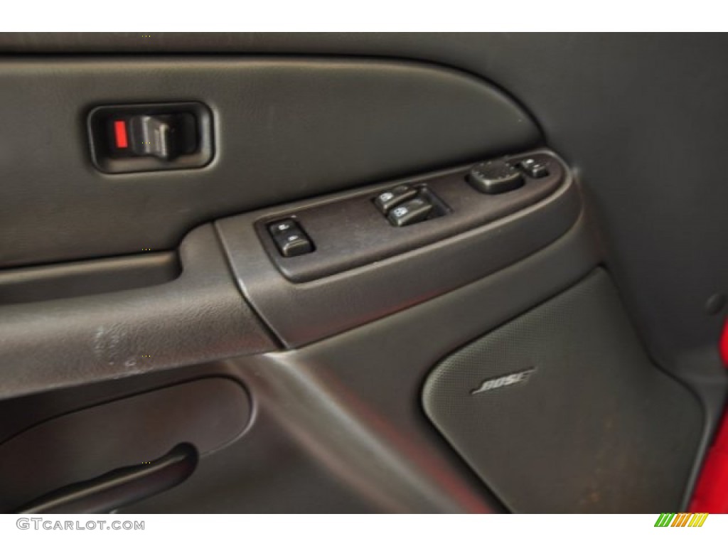 2004 Silverado 2500HD LT Extended Cab 4x4 - Victory Red / Dark Charcoal photo #9